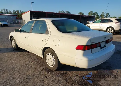 1998 Toyota Camry Ce из США, поврежденный, VIN 4T1BG22K5WU384515